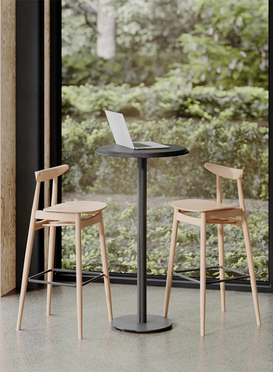 Hoker Fameg Finn drewniany na zamówienie I Hazel Design.jpg